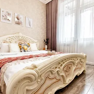  Апартаменты Whitehome In Expo